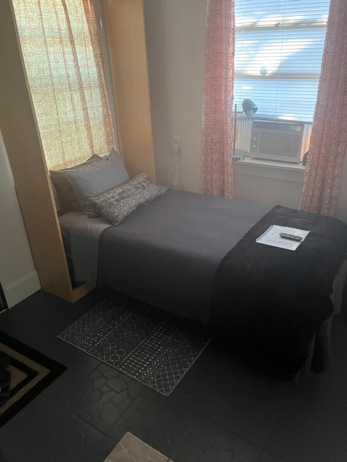 Single Room With Twin Bed On Private Property Eustis ภายนอก รูปภาพ